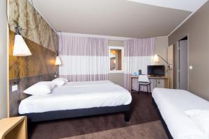 Hotels Ibis Toulouse Purpan Aeroport : Chambre Standard Avec Trois Lits Simples