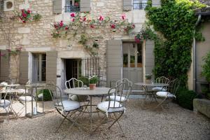 Maisons d'hotes La Maison du Village : photos des chambres