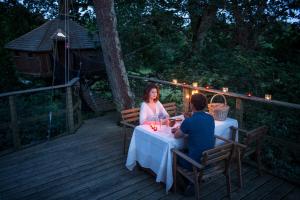 Chalets Dihan Evasion : Cabane dans les Arbres