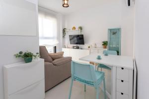 Becalp, estudio en el centro, by Bookindenia