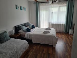 Lucas House ( aeroport Henry Coanda, Therme Bucuresti)