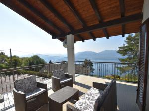 Cozy Villa in Trarego Viggiona with Lake View