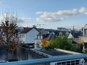 Appartements Studio equipe, grande terrasse, a cote de la gare : photos des chambres