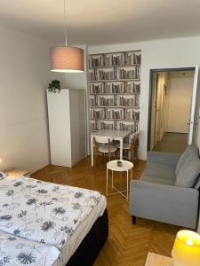 Agnes - Romance in city II.