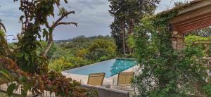 Xenonerantzia Country style villa