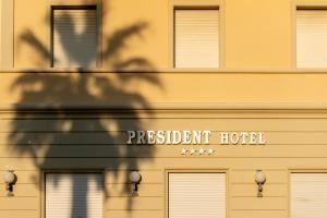 Hotel President