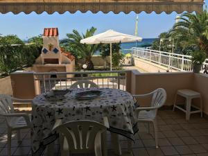 THASSOS LOVELY MAISONETTE BY THE SEA