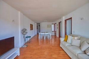 Nura Houses Magaluf Apartment 3