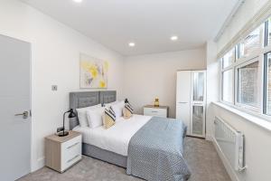 Coniston House, 3 bedrooms with parking, Appleby by Guestz