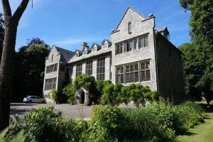 Hengar Manor Apartments - 卡姆尔福德