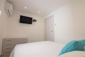 392- casa al canal con amarre y jacuzzi