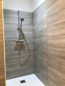 B&B / Chambres d'hotes Les Mas du Peintre : Suite - Vue sur Piscine 