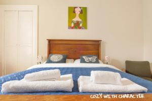 Cozy with Character Vibrant Cottage Style Flat at Leith Links Park