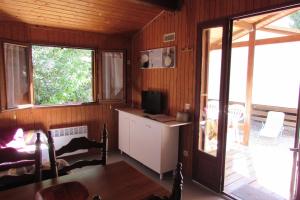 Maisons de vacances Les chalets du Verger des Ascarines : photos des chambres