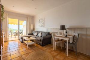 sunny Apartment frontline Burriana