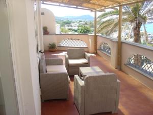 Luxury Two-Bedroom Apartment with Sea View