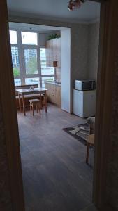 Новобудова Центр зупинка Плаза-Дитячий Світ