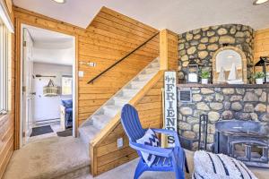 Walk to Grand Lake & Dtwn! Group Escape w Hot Tub