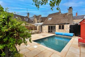 Finest Retreats - ARC Painswick