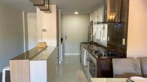 Locar-in Canela - Apto junto a Rua Coberta Canela