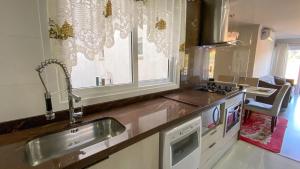 Locar-in Canela - Apto junto a Rua Coberta Canela