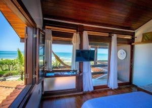 Oceanica 1000 Beachfront Suites