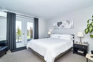 Auberge Aux Deux Pères - Austin