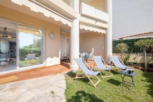RARE! Exquisite 2-bd Apartment Facing the Sea