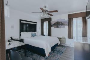 Deluxe Queen Room - Non-Smoking, No Pets room in Sea Air Inn & Suites - Downtown Morro Bay