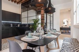 Premium loft in the heart of Malaga by REMS