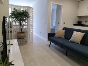 Amazing Green Tower 3 Castle flat with Balcony