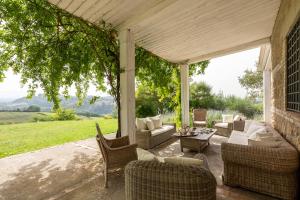 Tenuta Colle Sala - Country House & Suite "The Villa"