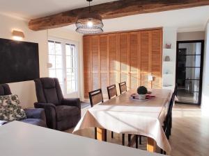 Maisons de vacances Gite Compiegne, 2 pieces, 2 personnes - FR-1-526-27 : photos des chambres