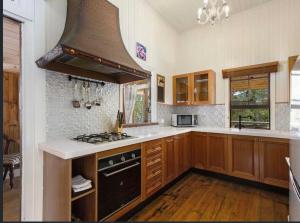 Barney Creek Vineyard Cottages