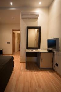 Deluxe Double or Twin Room with City View room in My Rooms