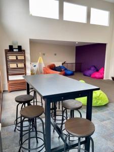Sails to Sea - 4 Bedroom Pet Friendly