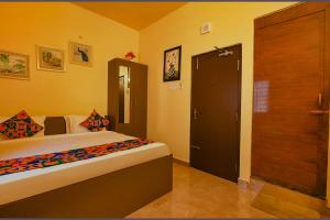 FabHotel Vijaylakshmi Stay Inn