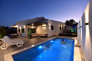 White-Private pool Luxury Villa Eilat - Unrated properties in Eilat