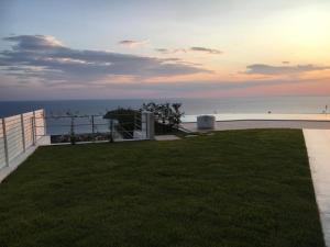 Luxury villa Blue&Blanc piscina a sfioro isola