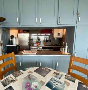 Appt avec vue EXCEPTIONNELLE sur la baie + garage