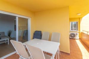 El Rocío, en la playa de Cariluela