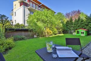 Family Apartament Mysliwska by Renters