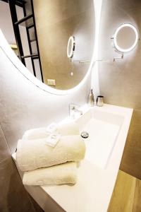 Exclusif Appart piscine chauffée de luxe 10 min centre AixenPc Belvoir SISSI