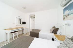 Standard Twin Room room in Costa Sariyaz Hotel