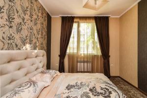 Tiny N cozy 1BR flat with parking close to center