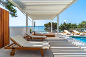 Villa Bava with 4 En-suite Bedrooms, Heated 33 sqm Pool