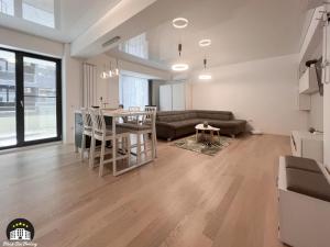 Black Sea Booking - Madrid