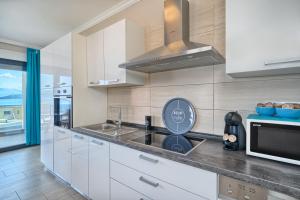 Monis Place - fresh seaview apartment