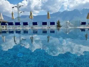 卢西亚乡村酒店 - 坎皮奥内·德尔·加尔达