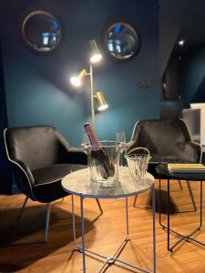 LA SUITE ISAHORA. Les Locations ISAHORA cest aussi plusieurs appart de Standing à 2 pas du Château dEu, des Falaises du Tréport, de MERS les Bains et Aux portes de la BAIE DE SOMME